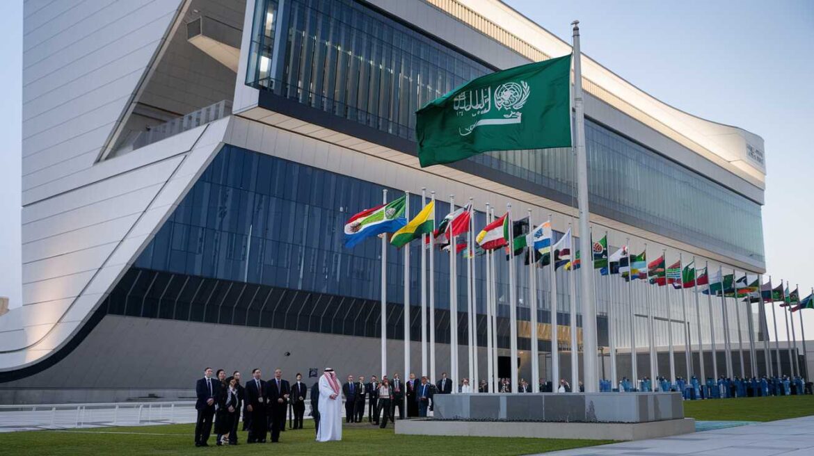 L&rsquo;Arabie Saoudite rejoint officiellement les BRICS : Implications pour le Moyen-Orient et l&rsquo;&eacute;conomie mondiale