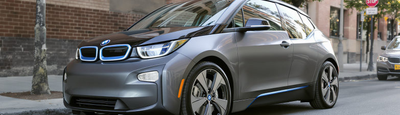 BMW lance l&rsquo;i3 : une berline &eacute;lectrique aux performances d&rsquo;autonomie comparables au diesel, une solution face &agrave; la hausse des prix des carburants