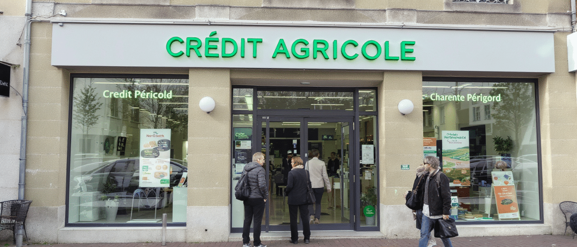 Credit Agricole Charente P&eacute;rigord offres bancaires et services financiers pour la r&eacute;gion Charente P&eacute;rigord