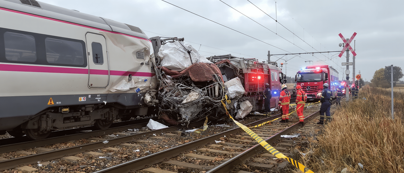 Drama dans le Pas-de-Calais : un TGV heurte un poids lourd, le conducteur d&eacute;c&egrave;de et deux bless&eacute;s graves en urgence absolue