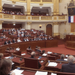 L&rsquo;Assembl&eacute;e nationale adopte une loi interdisant l&rsquo;importation de produits alimentaires issus de pesticides bannis en France