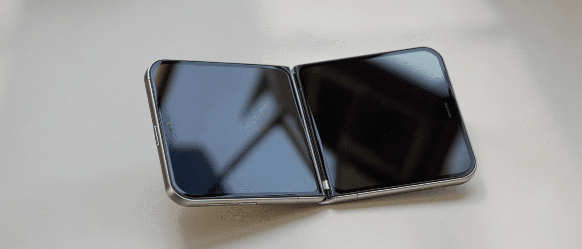 D&eacute;couvrez en vid&eacute;o le tout premier iPhone pliable d&rsquo;Apple : l&rsquo;iPhone Duo d&eacute;voil&eacute;