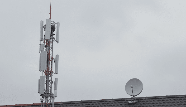 T&eacute;l&eacute;coms europ&eacute;ens : l&rsquo;heure de riposter face &agrave; Starlink, une menace d&eacute;sormais bien r&eacute;elle