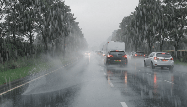 Temp&ecirc;te Austen : de fortes perturbations des transports attendues vendredi dans le nord-ouest de la France